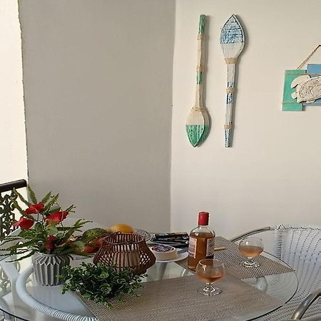 Toninhas - Condominio Wembley Tenis F201 Ubatuba Buitenkant foto