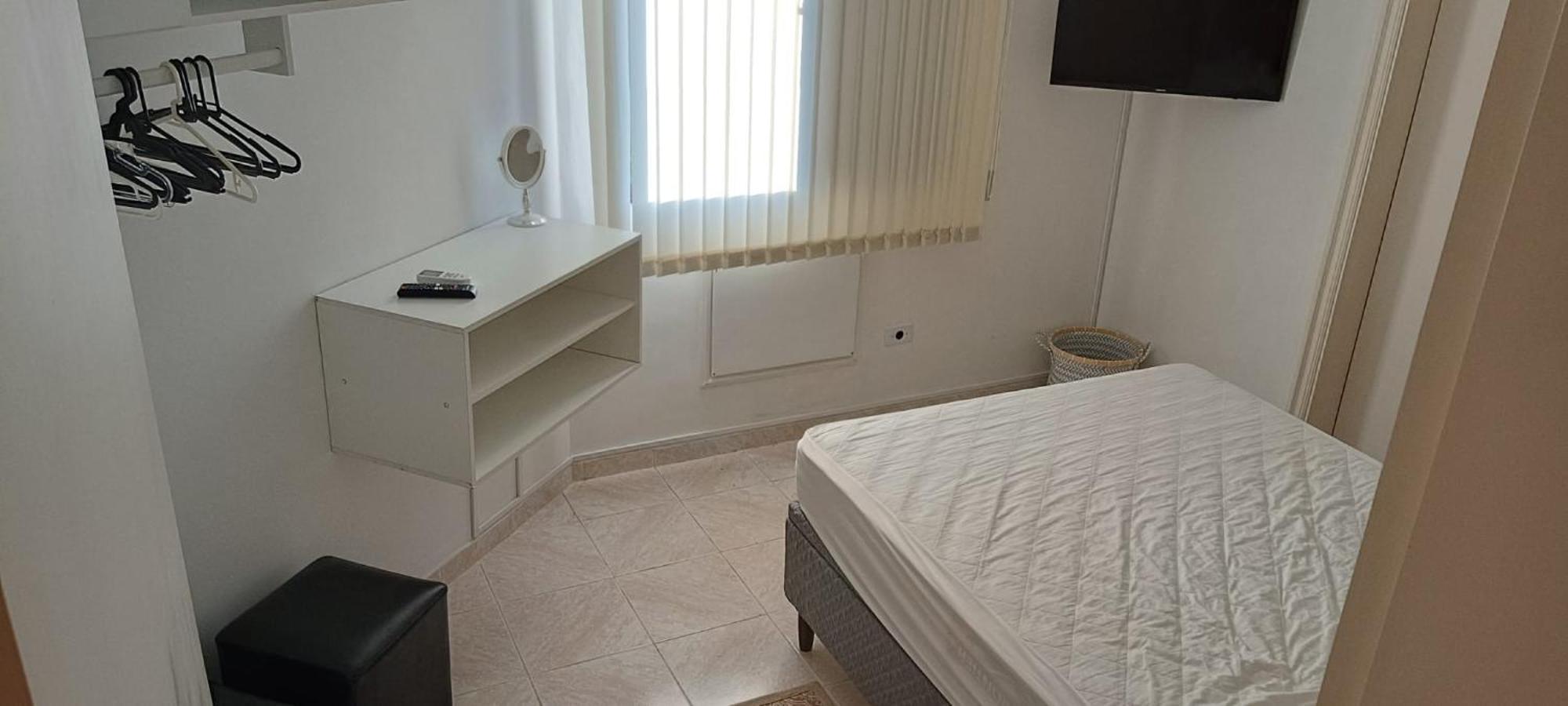 Toninhas - Condominio Wembley Tenis F201 Ubatuba Buitenkant foto